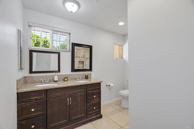 2009 Paddy Place, Escondido, CA 92027