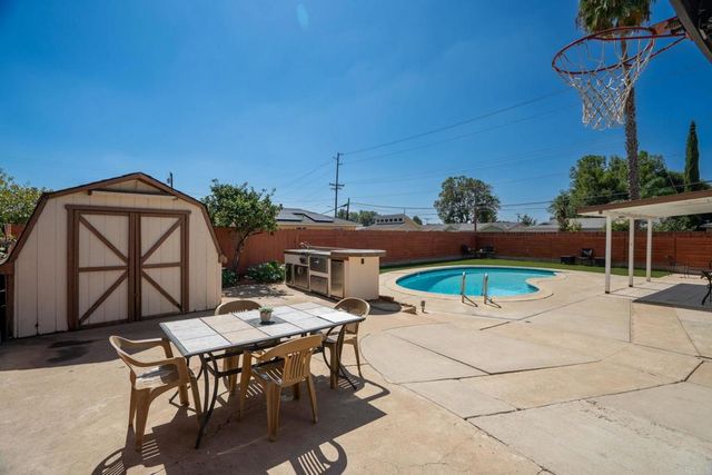 2009 Paddy Place, Escondido, CA 92027