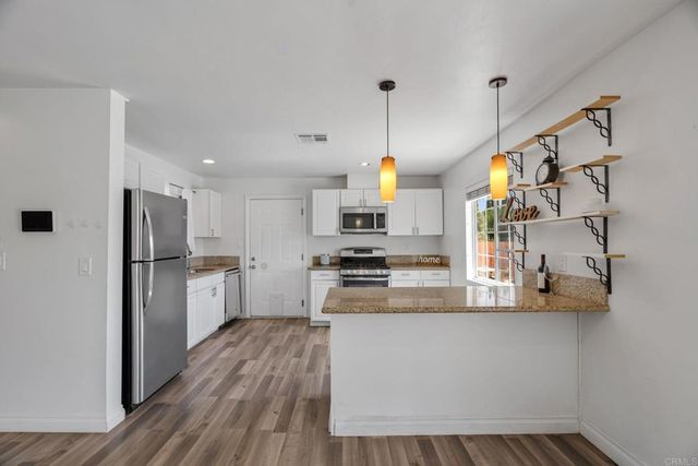 2009 Paddy Place, Escondido, CA 92027