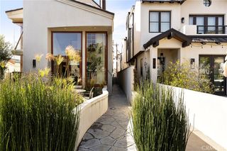 517 1/2 Larkspur, Corona Del Mar, CA 92625