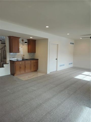 13407 W 174th Terrace, Overland Park, KS 66221