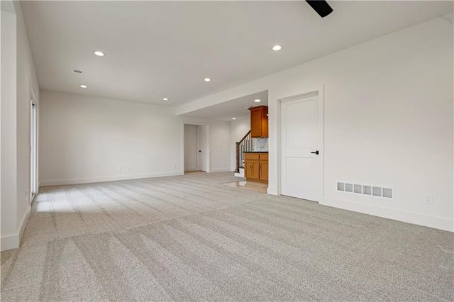 13407 W 174th Terrace, Overland Park, KS 66221