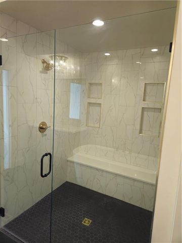 13407 W 174th Terrace, Overland Park, KS 66221