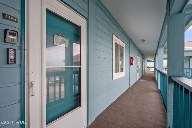 1404 Canal Drive 34, Carolina Beach, NC 28428