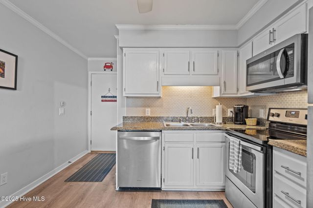 1404 Canal Drive 34, Carolina Beach, NC 28428