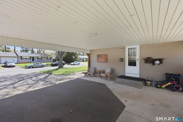 10 Tabor Road, Enfield, CT 06082