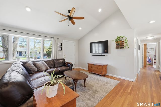 10 Tabor Road, Enfield, CT 06082