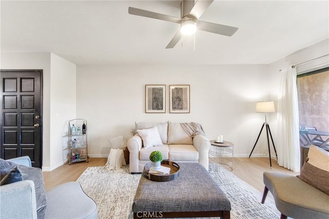 6600 6600 Warner 10, Huntington Beach, CA 92647