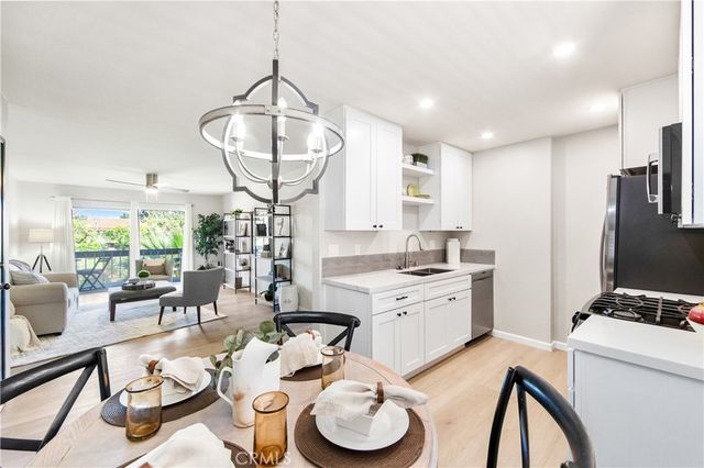 6600 6600 Warner 10, Huntington Beach, CA 92647