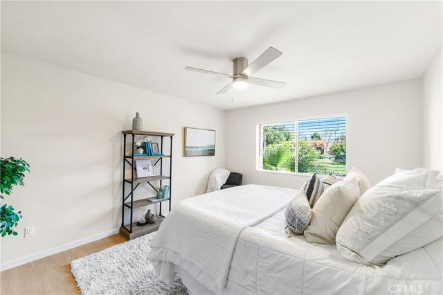 6600 6600 Warner 10, Huntington Beach, CA 92647