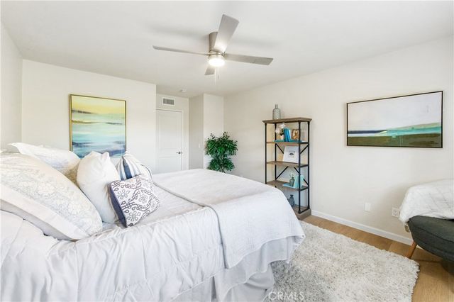 6600 6600 Warner 10, Huntington Beach, CA 92647