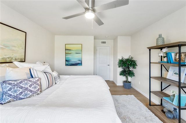 6600 6600 Warner 10, Huntington Beach, CA 92647