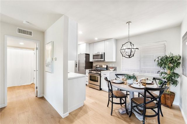 6600 6600 Warner 10, Huntington Beach, CA 92647