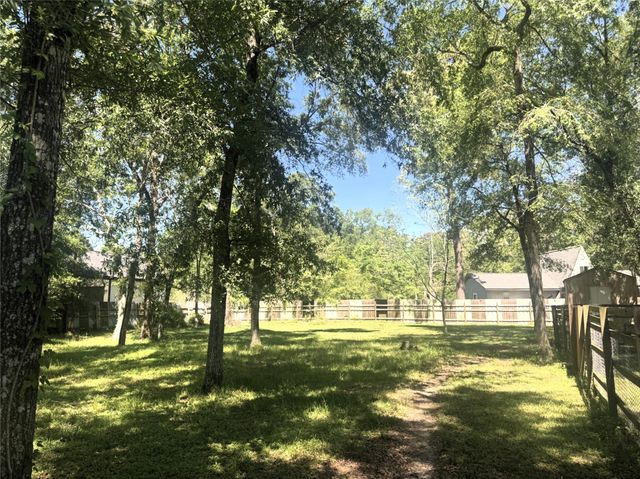 1418 Black Bear Drive, Crosby, TX 77532