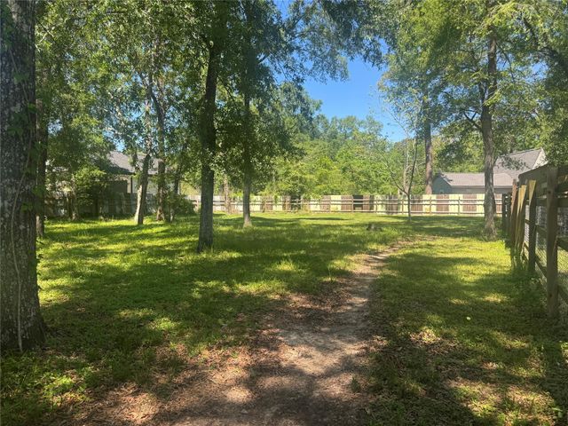 1418 Black Bear Drive, Crosby, TX 77532