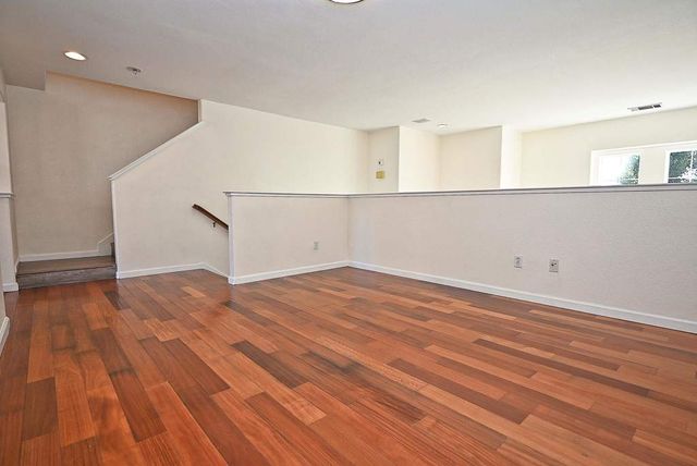 215 Santa Barbara St, San Pablo, CA 94806