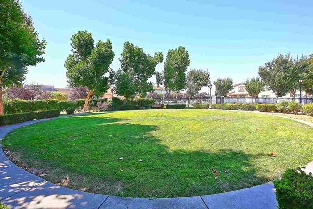 215 Santa Barbara St, San Pablo, CA 94806