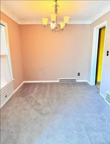 12877 Dwyer Street, Hamtramck, MI 48212