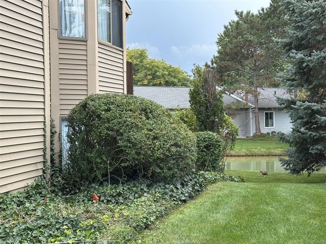 5069 Stauffer Avenue, Kentwood, MI 49508