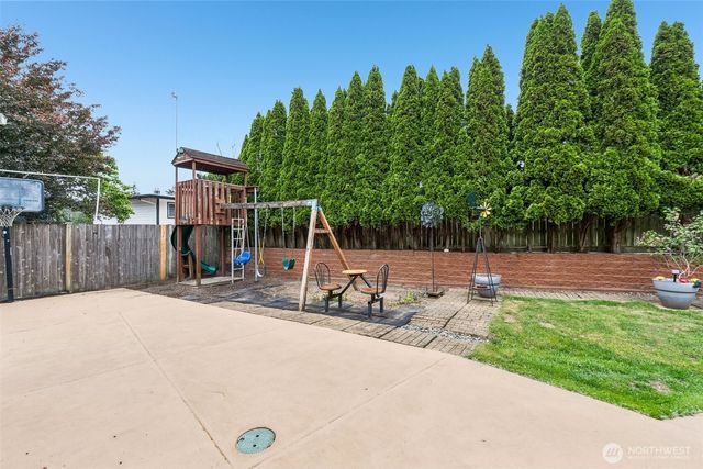 12410 SE 210th Street, Kent, WA 98031