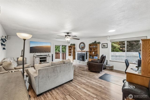 12410 SE 210th Street, Kent, WA 98031