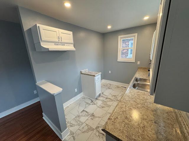 16571 Woodingham Drive, Detroit, MI 48221