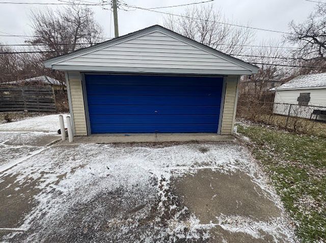 16571 Woodingham Drive, Detroit, MI 48221