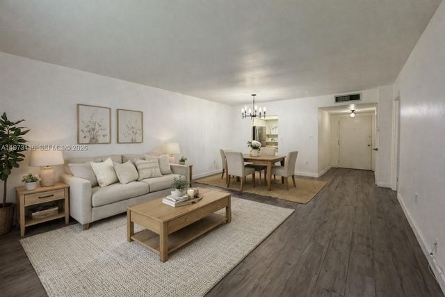 7450 Miami Lakes Dr C108, Miami Lakes, FL 33014