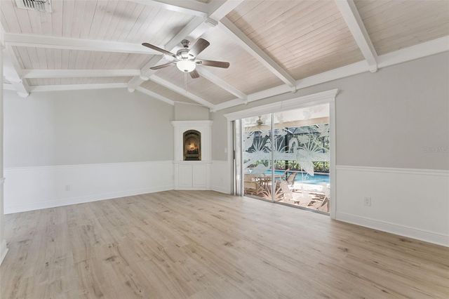 305 S CHASE COURT, Altamonte Springs, FL 32714