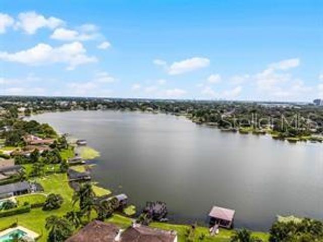 305 S CHASE COURT, Altamonte Springs, FL 32714