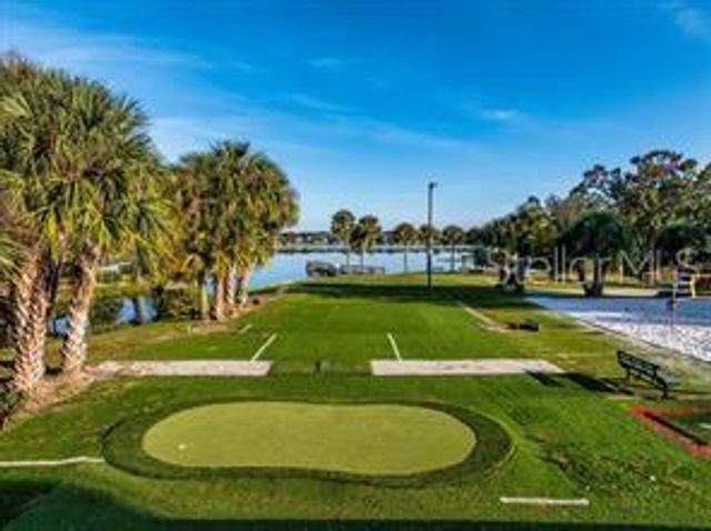 305 S CHASE COURT, Altamonte Springs, FL 32714