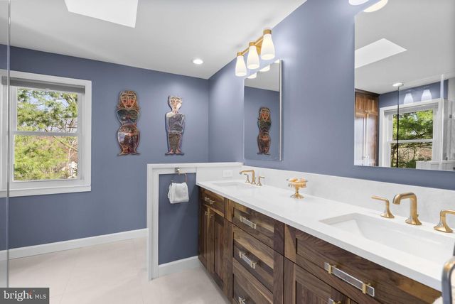 6841 CARAVAN CT, Columbia, MD 21044