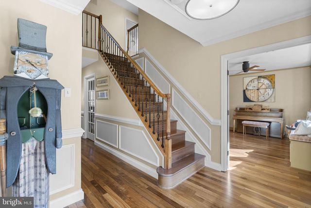 6841 CARAVAN CT, Columbia, MD 21044