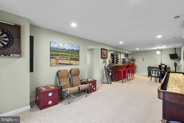 6841 CARAVAN CT, Columbia, MD 21044