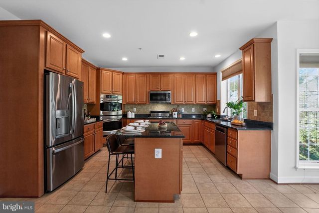 12711 GORMAN CIR, Boyds, MD 20841