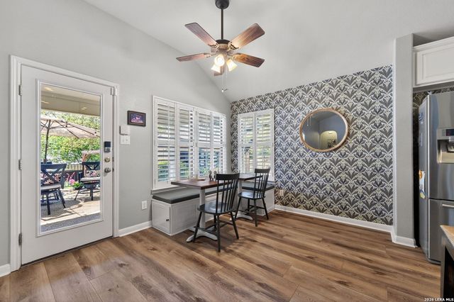 9514 Potters Pt, Helotes, TX 78023