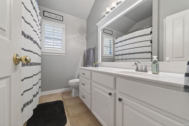 9514 Potters Pt, Helotes, TX 78023