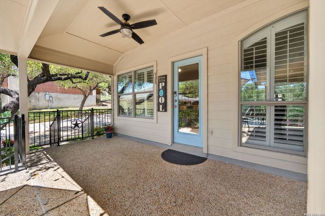 9514 Potters Pt, Helotes, TX 78023