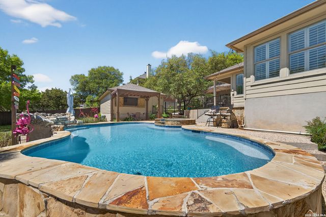 9514 Potters Pt, Helotes, TX 78023