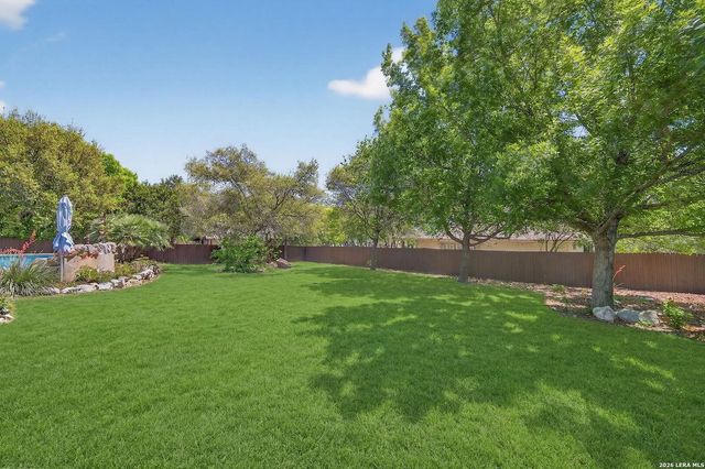 9514 Potters Pt, Helotes, TX 78023