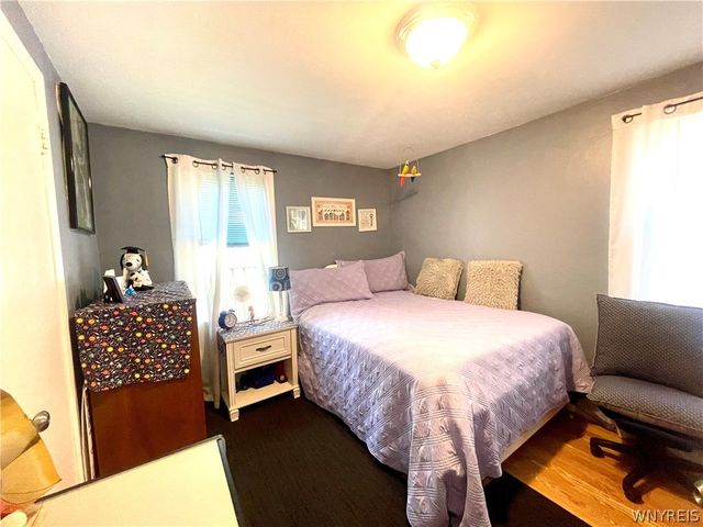 11 Covington Drive, West Seneca, NY 14220