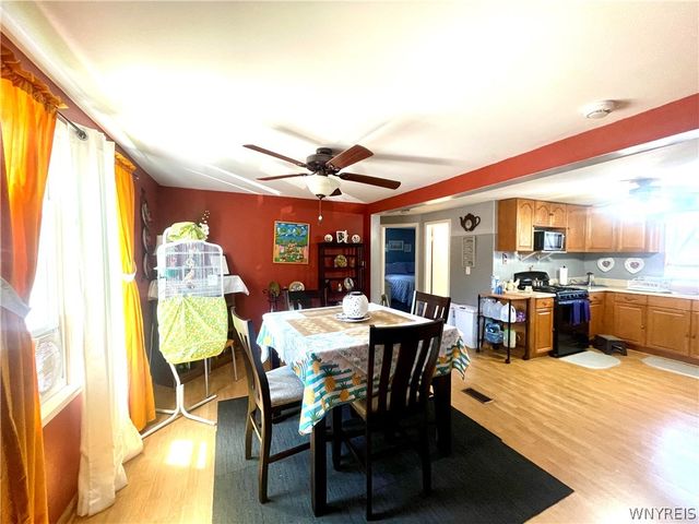 11 Covington Drive, West Seneca, NY 14220