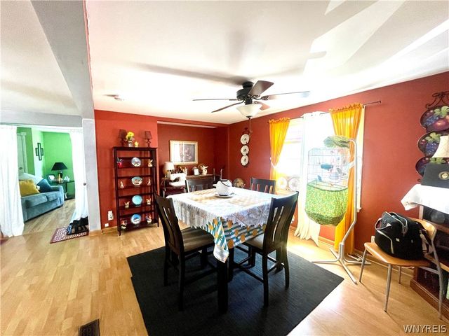 11 Covington Drive, West Seneca, NY 14220