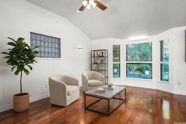 102 Adams Way, Canyon Lake, TX 78133