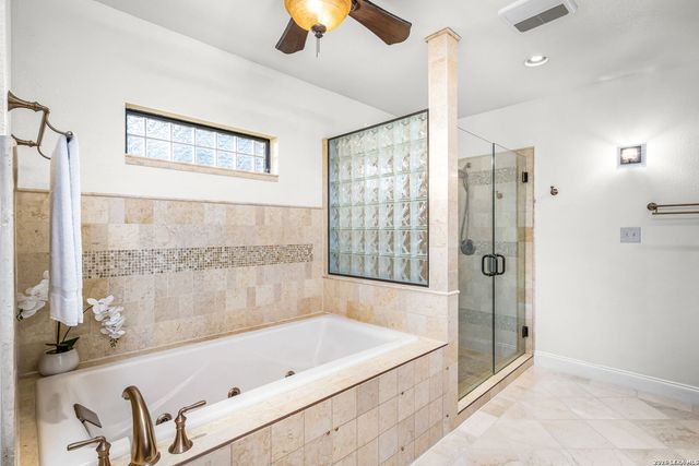 102 Adams Way, Canyon Lake, TX 78133