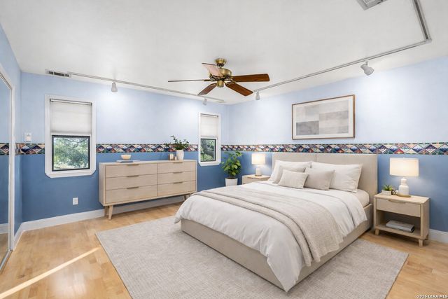 102 Adams Way, Canyon Lake, TX 78133