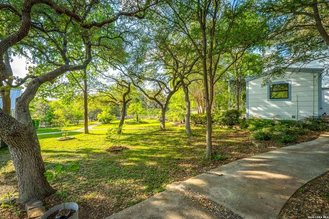 102 Adams Way, Canyon Lake, TX 78133