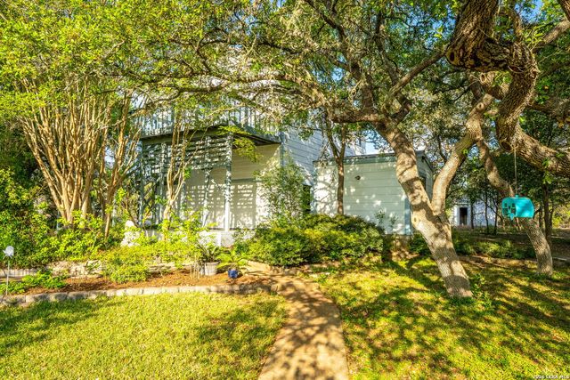 102 Adams Way, Canyon Lake, TX 78133