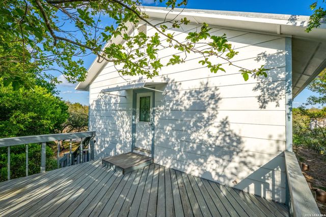 102 Adams Way, Canyon Lake, TX 78133