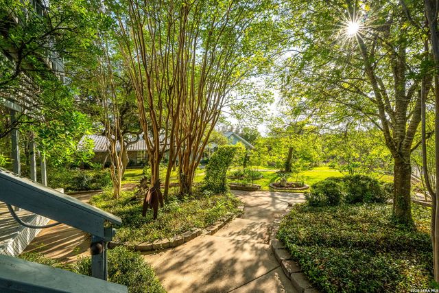 102 Adams Way, Canyon Lake, TX 78133